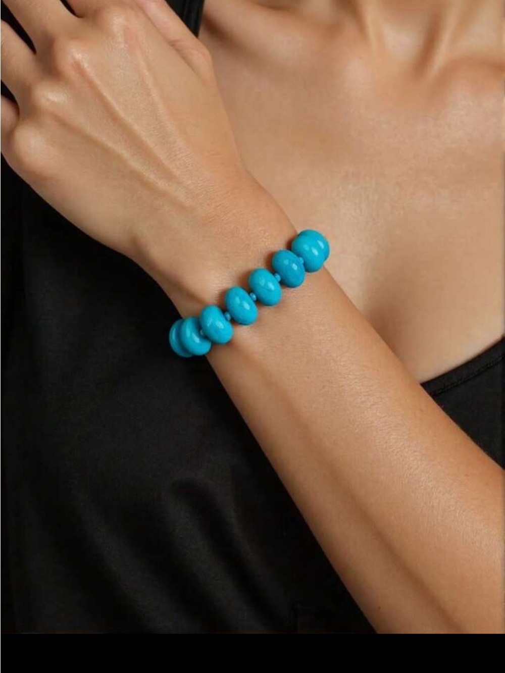 New! Cloud Dancer White Bead Resin Statement Bracelet - Women’s Jewelry - Picture 4 of 12